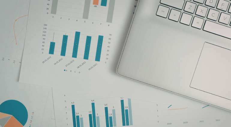 Customer Retention Metrics: 7 KPIs You Should Be Tracking